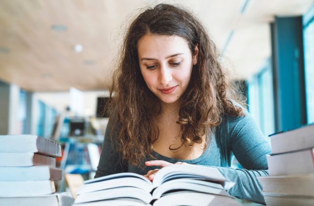 Critical coursework analysis and argument coaching