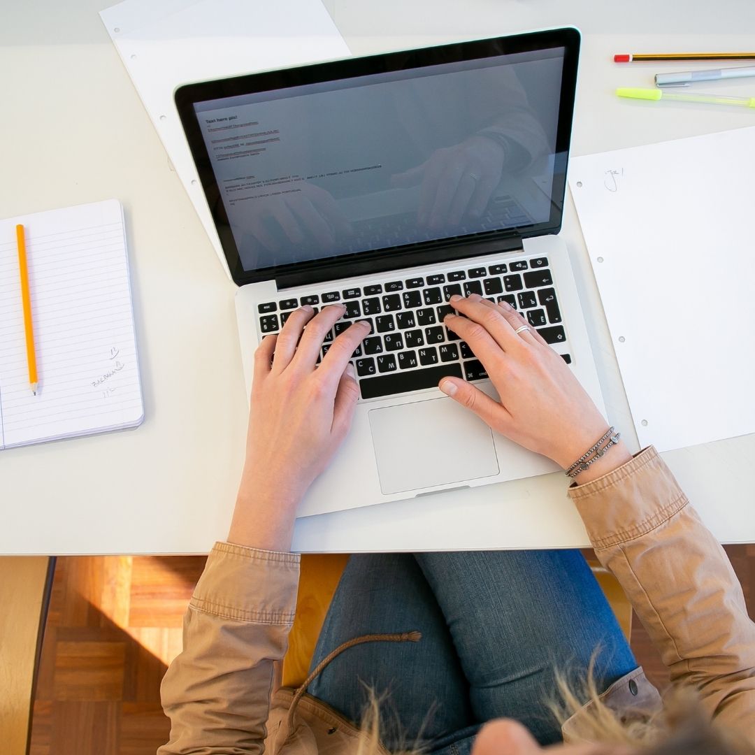 Online coursework writing tutor supporting a university student in the UK