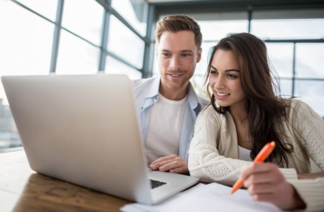 Online finance tutor UK